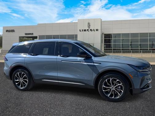 2025 Lincoln Nautilus Premiere