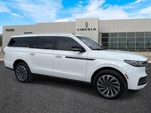 2025 Lincoln Navigator Black Label