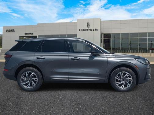 2025 Lincoln Corsair Premiere