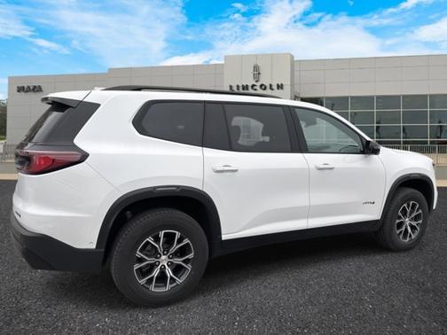2024 GMC Acadia AWD AT4