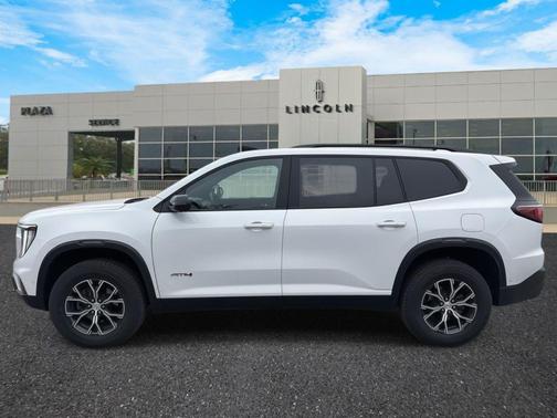 2024 GMC Acadia AWD AT4