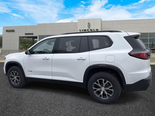 2024 GMC Acadia AWD AT4