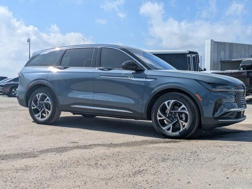 2025 Lincoln Nautilus Premiere