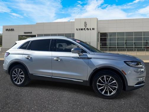 2022 Lincoln Nautilus Standard