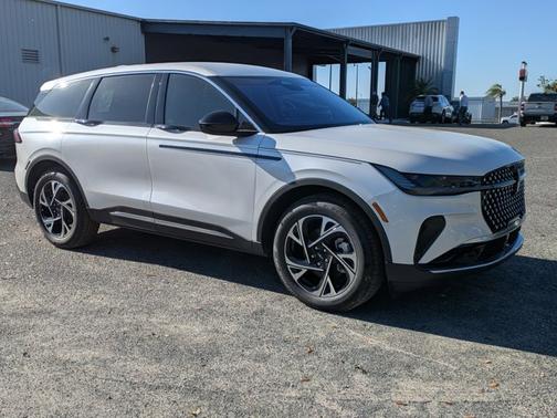 2025 Lincoln Nautilus Premiere
