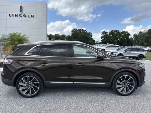 2019 Lincoln Nautilus Reserve