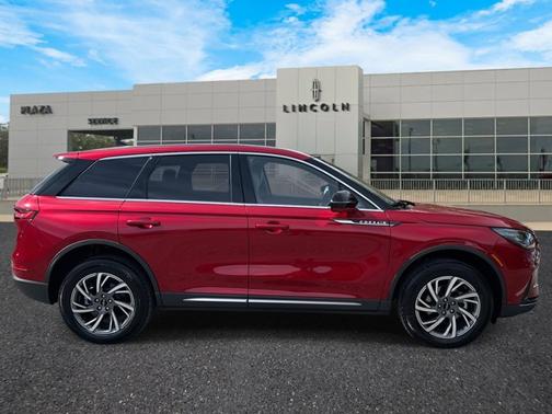2025 Lincoln Corsair Premiere