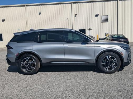 2025 Lincoln Nautilus Premiere