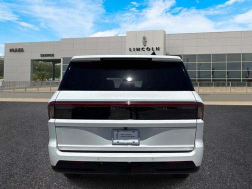 White 2026 Lincoln Navigator Reserve