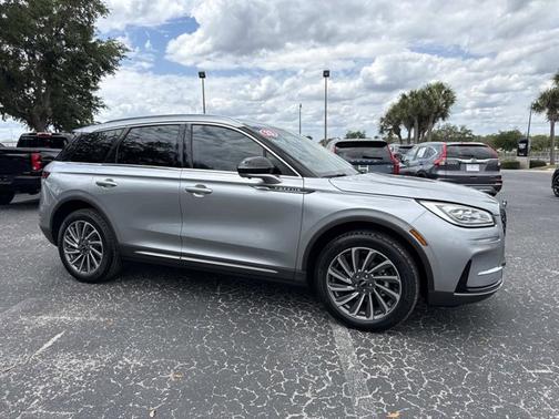 Silver Radiance Metallic Clearcoat 2023 Lincoln Corsair Reserve