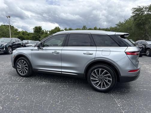 Silver Radiance Metallic Clearcoat 2023 Lincoln Corsair Reserve