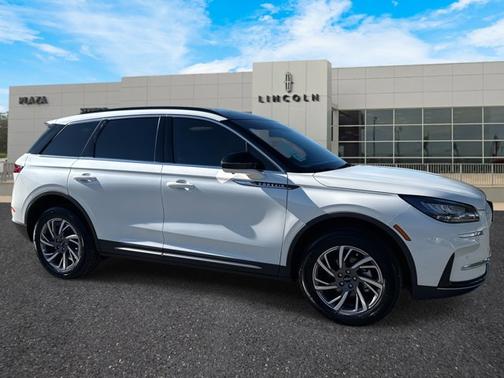 2025 Lincoln Corsair Premiere