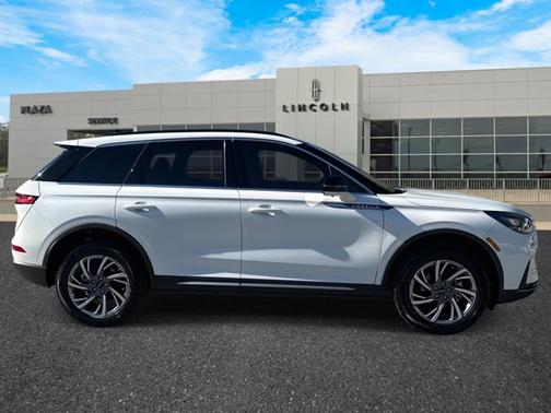 2025 Lincoln Corsair Premiere