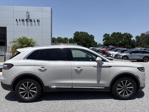 2021 Lincoln Nautilus Standard