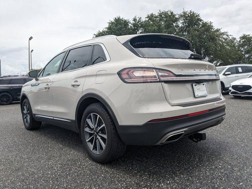 2021 Lincoln Nautilus Standard