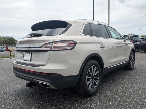 2021 Lincoln Nautilus Standard