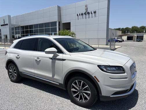 2021 Lincoln Nautilus Standard