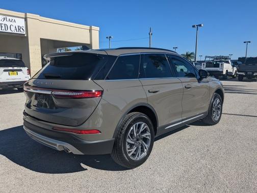2025 Lincoln Corsair Premiere