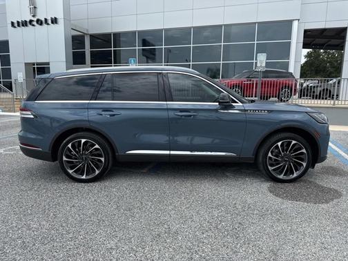 2025 Lincoln Aviator Reserve
