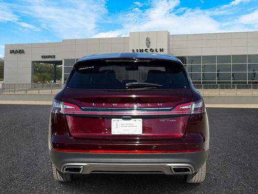 2020 Lincoln Nautilus Reserve