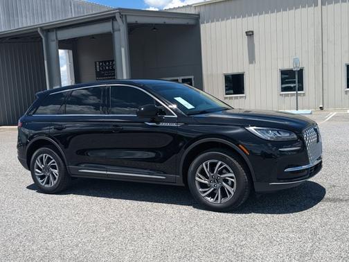 2025 Lincoln Corsair Premiere