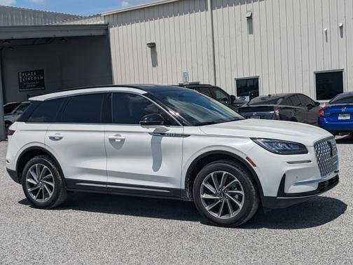 2025 Lincoln Corsair Premiere