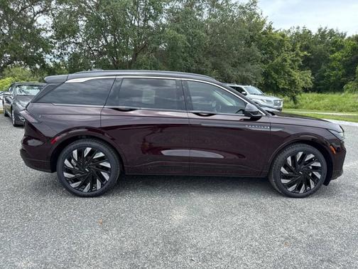 2025 Lincoln Nautilus Black Label