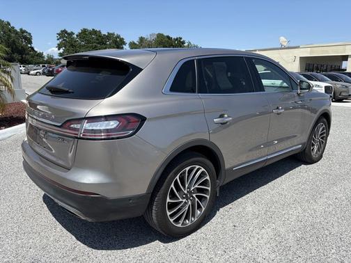 2020 Lincoln Nautilus Reserve