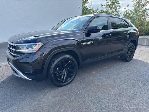 2022 Volkswagen Atlas Cross Sport 3.6L V6 SE w/Technology