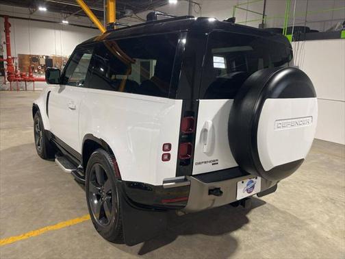 2022 Land Rover Defender 90 X-Dynamic SE