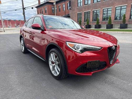 2018 Alfa Romeo Stelvio Ti Sport
