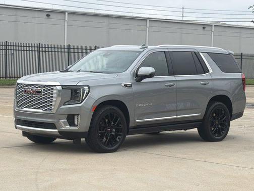 Sterling Metallic 2023 GMC Yukon Denali