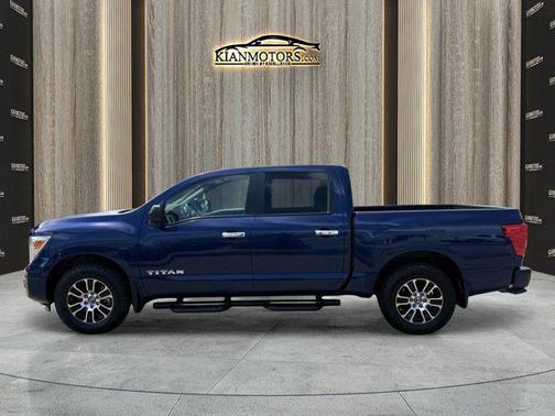 Deep Blue Pearl Metallic 2021 Nissan Titan SV