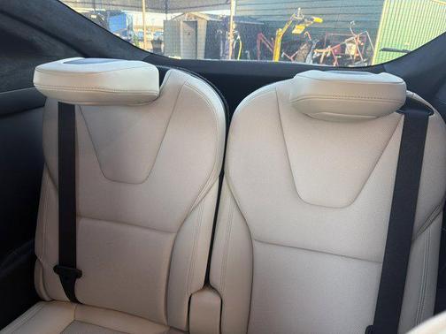 2023 Tesla Model X Plaid Tri Motor All-Wheel Drive