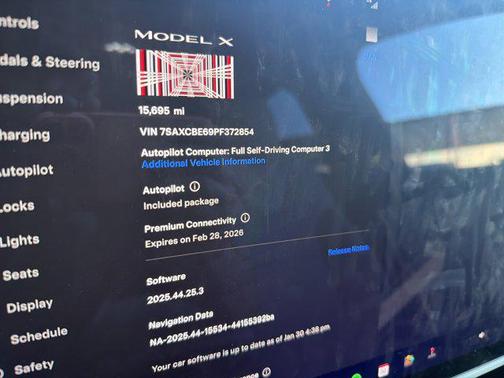 2023 Tesla Model X Plaid Tri Motor All-Wheel Drive