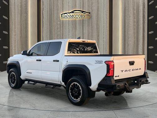 2024 Toyota Tacoma TRD Off Road