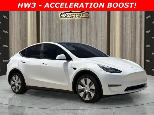 Pearl White Multi-Co 2023 Tesla Model Y Long Range Dual Motor All-Wheel Drive