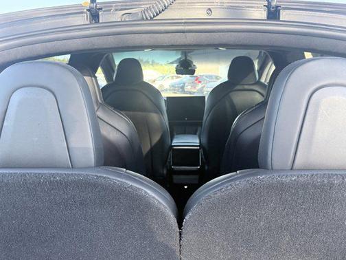 2022 Tesla Model X Dual Motor All-Wheel Drive