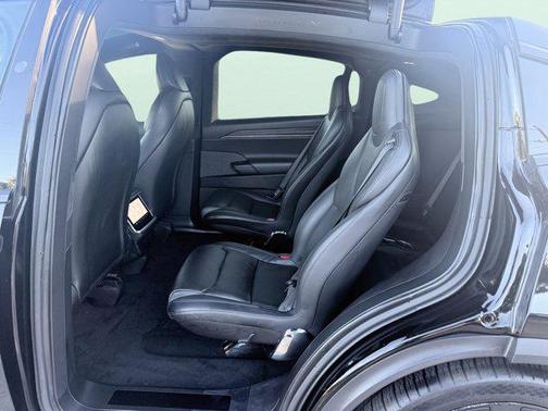 2022 Tesla Model X Dual Motor All-Wheel Drive