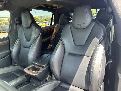 2019 Tesla Model X P100D Performance