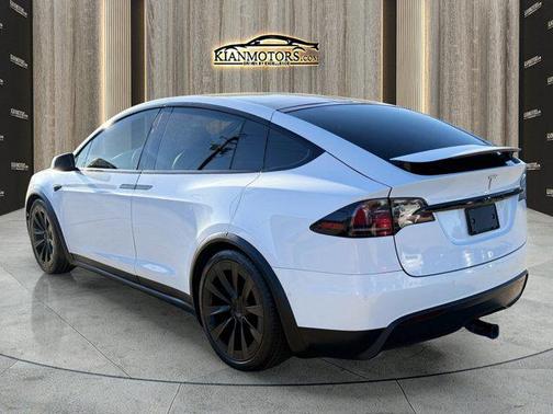 2022 Tesla Model X Dual Motor All-Wheel Drive