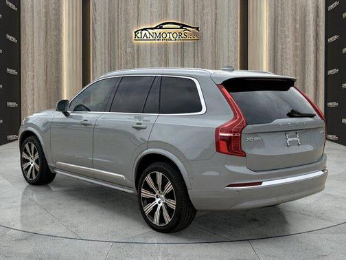 2025 Volvo XC90 Plug-In Hybrid T8 Ultra 7-Seater