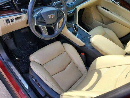 2017 Cadillac XT5 Premium Luxury