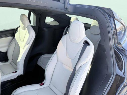 2023 Tesla Model X Plaid Tri Motor All-Wheel Drive