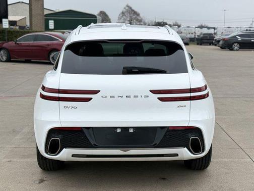 2023 Genesis GV70 2.5T AWD