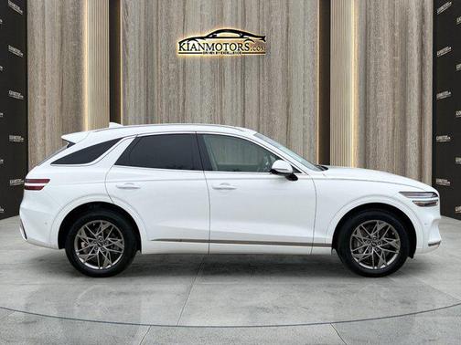 2023 Genesis GV70 2.5T AWD