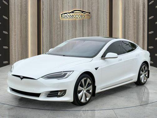 Pearl White Multi-Co 2021 Tesla Model S Long Range Plus