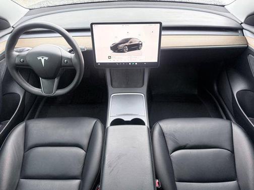 2022 Tesla Model 3 Standard Range