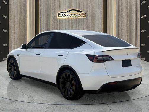 2022 Tesla Model Y Performance Dual Motor All-Wheel Drive