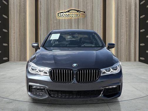 2019 BMW 750 I